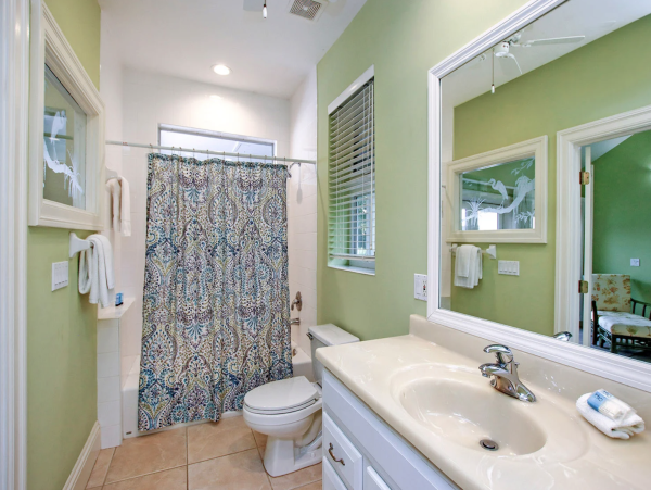 Stunning Luxury Vacation Home With Private Pool in Captiva